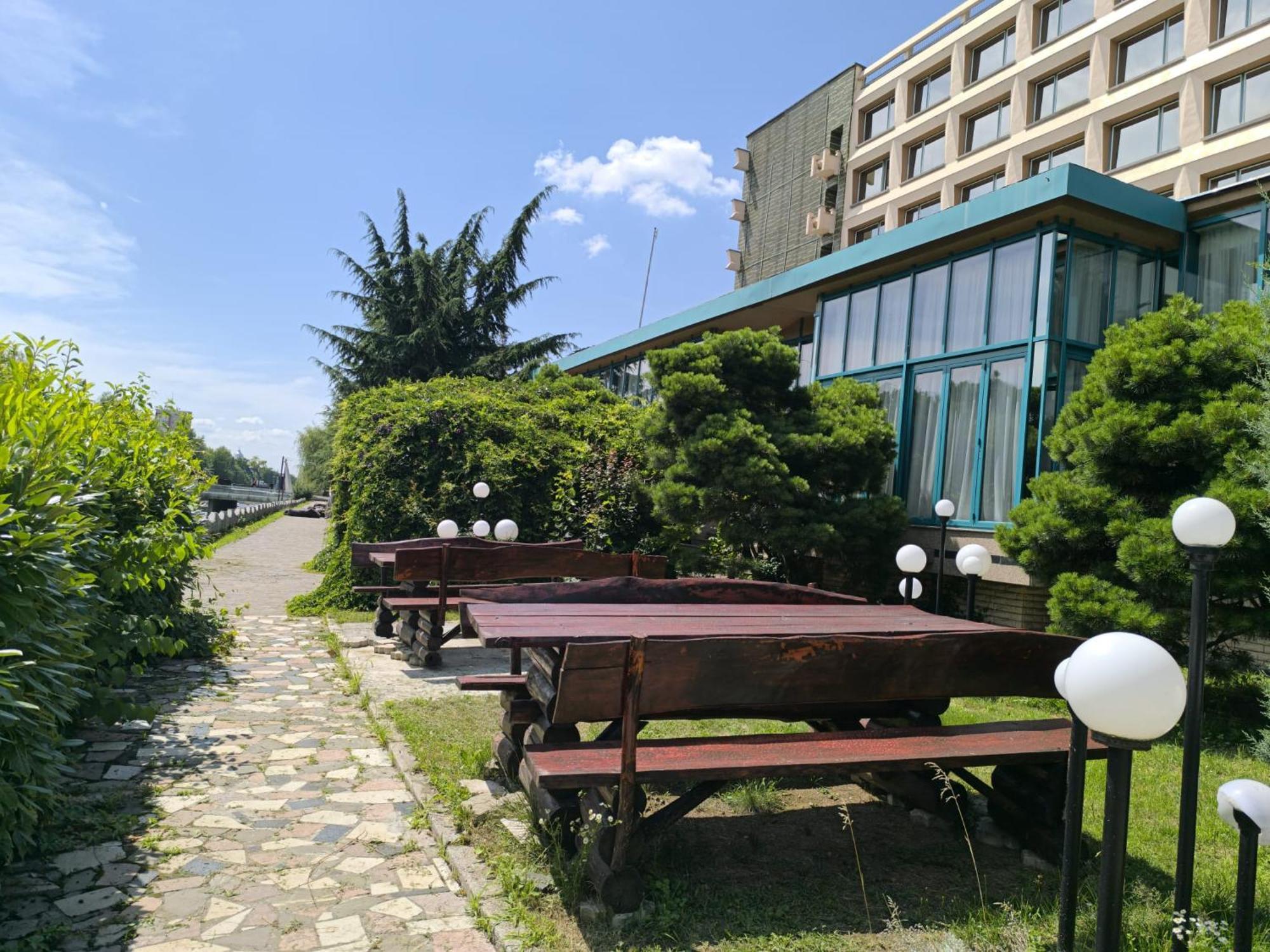 Hotel Carpati Baia Mare Eksteriør bilde