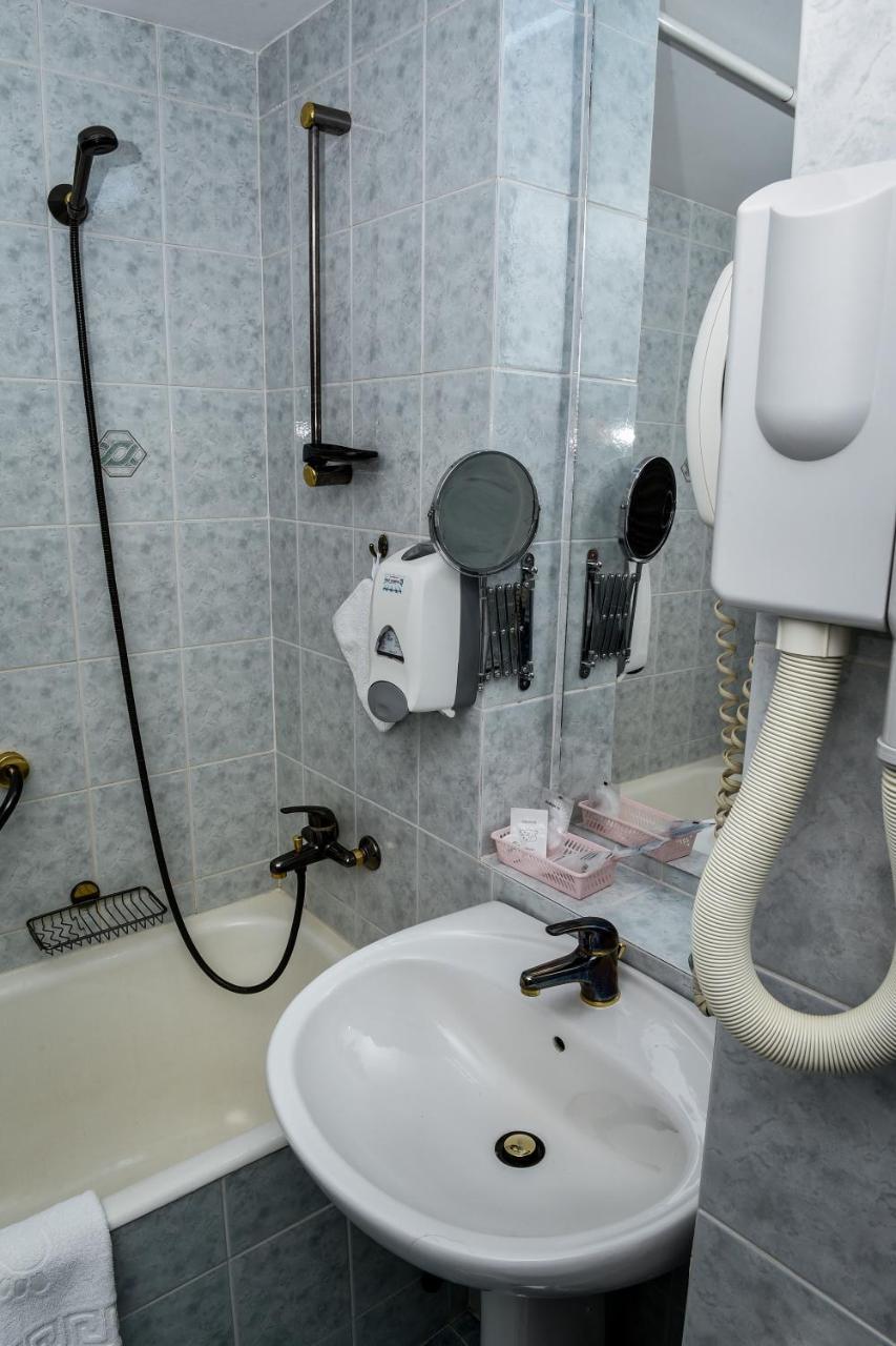 Hotel Carpati Baia Mare Eksteriør bilde
