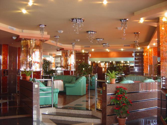 Hotel Carpati Baia Mare Eksteriør bilde
